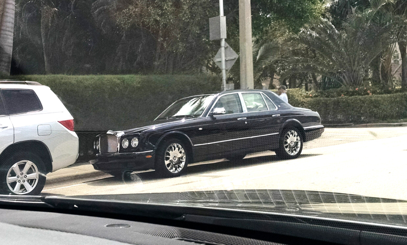 Illustration for article titled Car spotting in Palm Beach